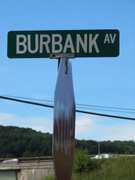 Burbank Av Street Sign